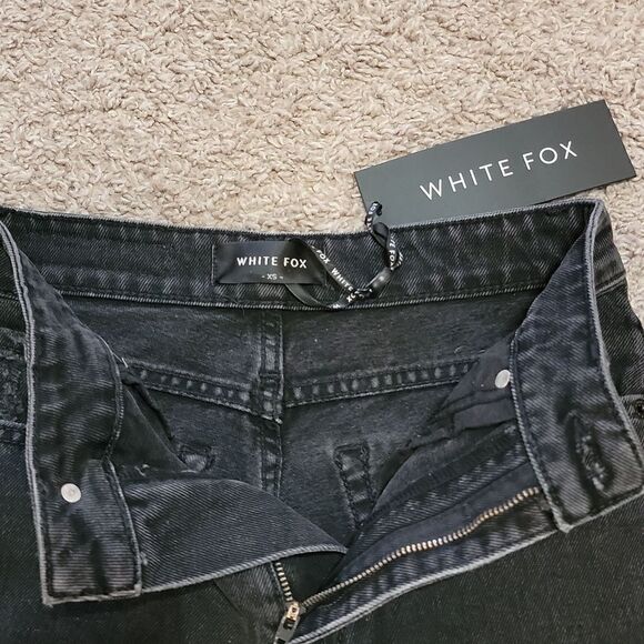 NWT White Fox Boutique Love Stoned Vintage Black Boyfriend Jeans Size XS US 2 - Picture 4 of 9